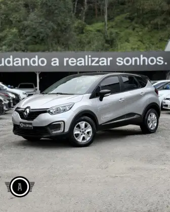 RENAULT CAPTUR 1.6 16V SCE FLEX LIFE X-TRONIC RENAULT CAPTUR 1.6 16V SCE FLEX LIFE X-TRONIC