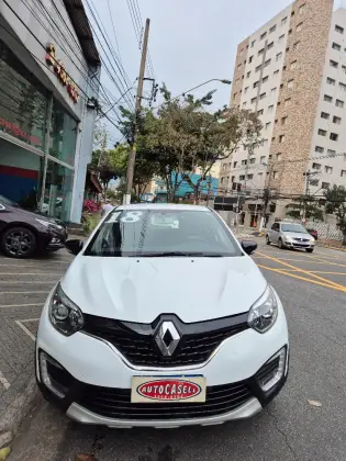RENAULT CAPTUR 1.6 16V SCE FLEX ZEN MANUAL RENAULT CAPTUR 1.6 16V SCE FLEX ZEN MANUAL