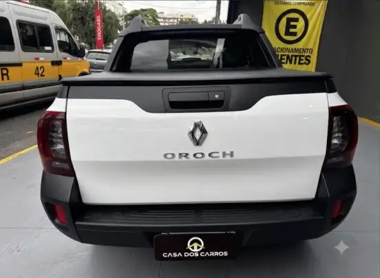 RENAULT-DUSTER OROCH-2019