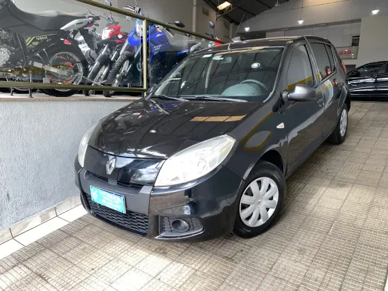 RENAULT SANDERO 1.0 EXPRESSION 16V FLEX 4P MANUAL RENAULT SANDERO 1.0 EXPRESSION 16V FLEX 4P MANUAL