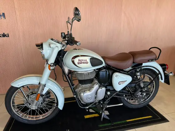 ROYAL ENFIELD INTERCEPTOR 