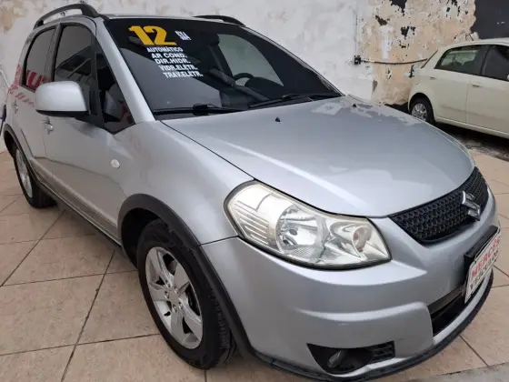 SUZUKI SX4 2.0 4X4 16V GASOLINA 4P AUTOMÁTICO SUZUKI SX4 2.0 4X4 16V GASOLINA 4P AUTOMÁTICO