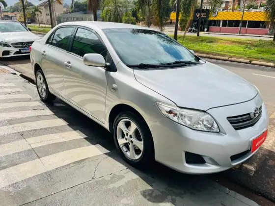 TOYOTA COROLLA 1.8 XLI 16V FLEX 4P AUTOMÁTICO TOYOTA COROLLA 1.8 XLI 16V FLEX 4P AUTOMÁTICO