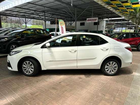 TOYOTA-COROLLA-1.8 GLI 16V FLEX 4P AUTOMÁTICO TOYOTA-COROLLA-2017