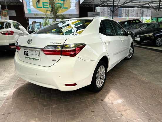 TOYOTA-COROLLA-2017