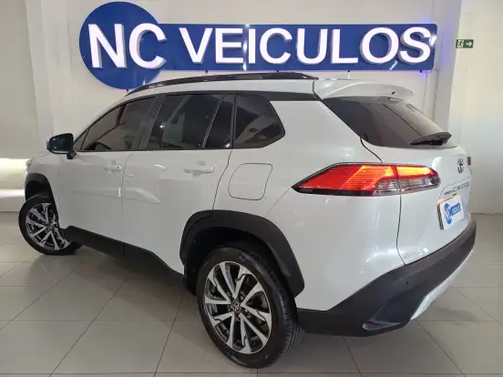 TOYOTA-COROLLA CROSS-2023
