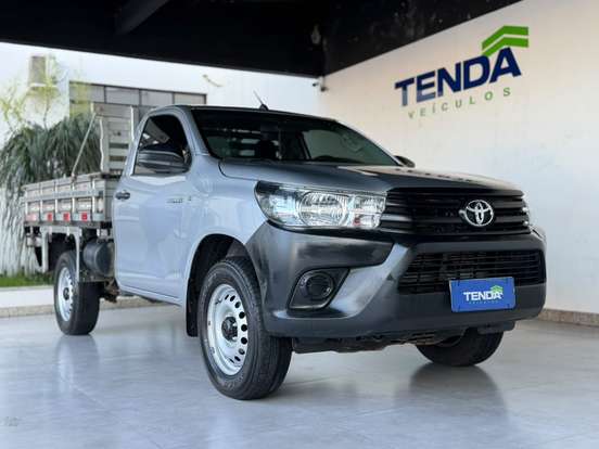TOYOTA-HILUX-2.8 D-4D TURBO DIESEL CS 4X4 MANUAL TOYOTA-HILUX-2024