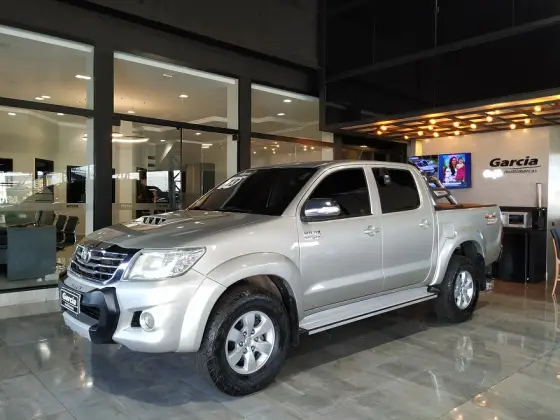 TOYOTA HILUX 3.0 SRV 4X4 CD 16V TURBO INTERCOOLER DIESEL 4P AUTOMÁTICO