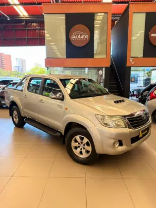 TOYOTA HILUX 3.0 STD 4X4 CD 16V TURBO INTERCOOLER DIESEL 4P MANUAL TOYOTA HILUX 3.0 STD 4X4 CD 16V TURBO INTERCOOLER DIESEL 4P MANUAL