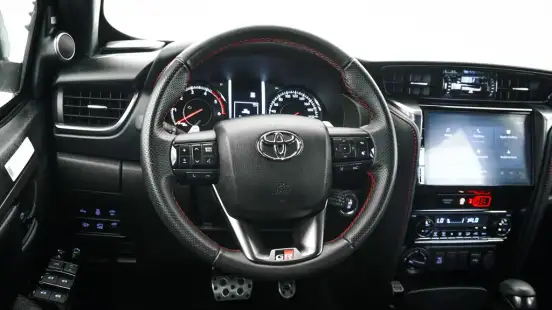 TOYOTA-HILUX SW4-2023