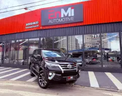 TOYOTA HILUX SW4 2.8 SRX 4X4 16V TURBO INTERCOOLER DIESEL 4P AUTOMÁTICO TOYOTA HILUX SW4 2.8 SRX 4X4 16V TURBO INTERCOOLER DIESEL 4P AUTOMÁTICO