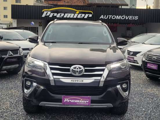 TOYOTA-HILUX SW4-2.8 SRX 4X4 16V TURBO INTERCOOLER DIESEL 4P AUTOMÁTICO TOYOTA-HILUX SW4-2020