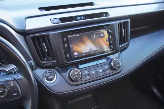 TOYOTA-RAV4-2018