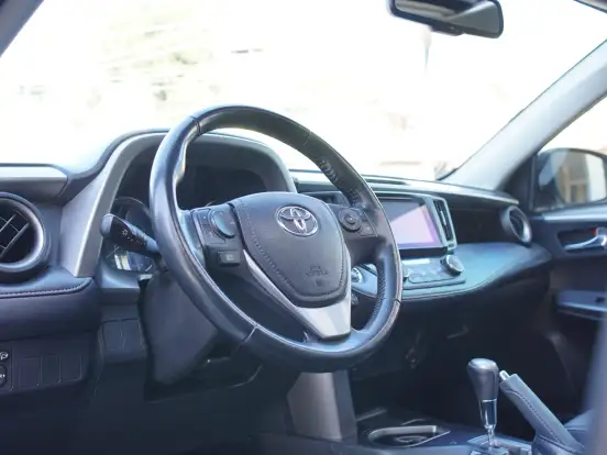 TOYOTA-RAV4-2.0 16V GASOLINA 4P AUTOMÁTICO TOYOTA-RAV4-2018