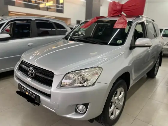 TOYOTA RAV4 2.4 4X4 16V GASOLINA 4P AUTOMÁTICO TOYOTA RAV4 2.4 4X4 16V GASOLINA 4P AUTOMÁTICO
