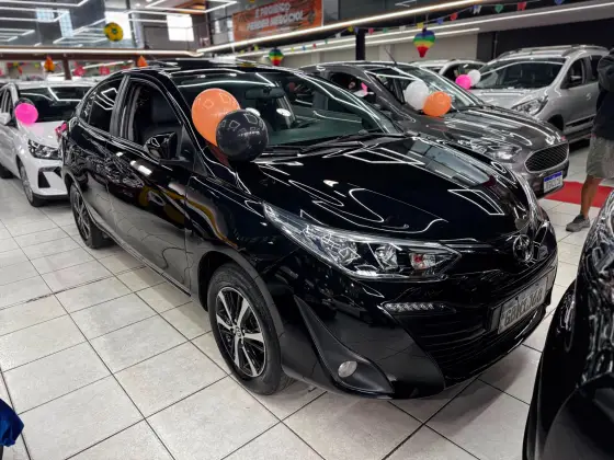 TOYOTA YARIS 1.5 16V FLEX SEDAN XLS CONNECT MULTIDRIVE TOYOTA YARIS 1.5 16V FLEX SEDAN XLS CONNECT MULTIDRIVE