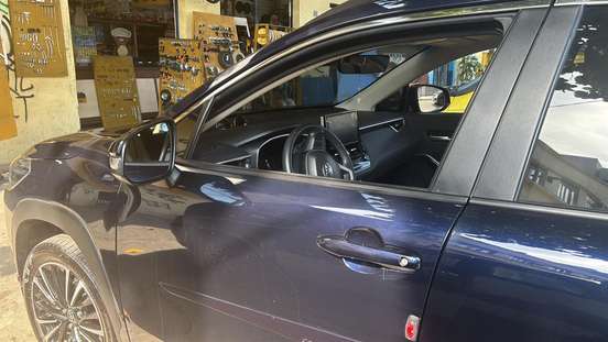 TOYOTA-COROLLA CROSS-2024