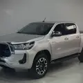 TOYOTA HILUX 2.7 VVT-i FLEX CD SRV 4X4 AUTOMÁTICO TOYOTA HILUX 2.7 VVT-i FLEX CD SRV 4X4 AUTOMÁTICO