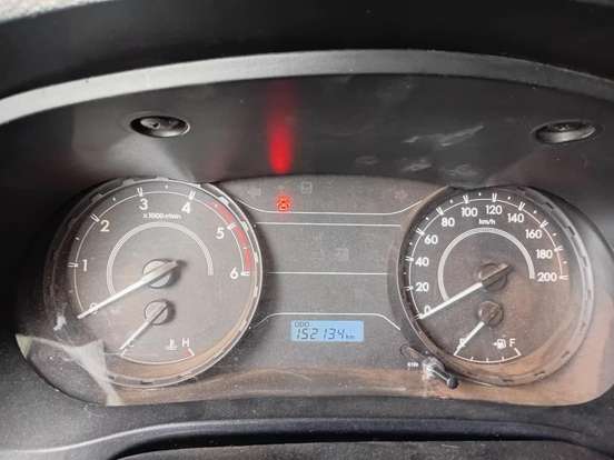 TOYOTA-HILUX-2019