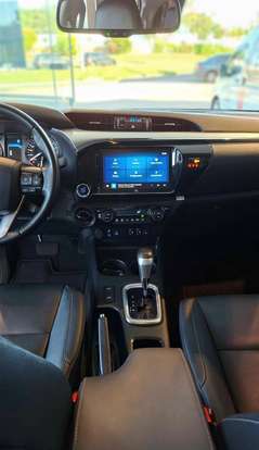 TOYOTA-HILUX-2024