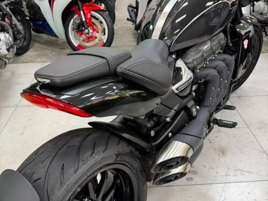 TRIUMPH-ROCKET III R TRIUMPH-ROCKET III R-2024