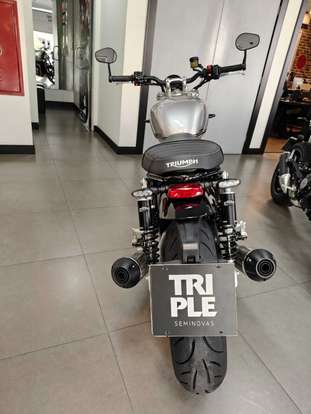 TRIUMPH-SPEED TWIN-2025