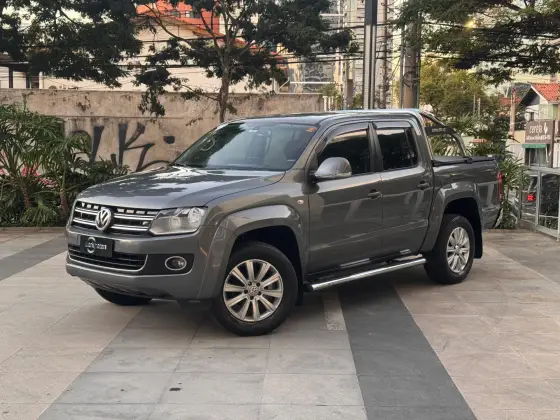 VOLKSWAGEN AMAROK 2.0 HIGHLINE 4X4 CD 16V TURBO INTERCOOLER DIESEL 4P AUTOMÁTICO VOLKSWAGEN AMAROK 2.0 HIGHLINE 4X4 CD 16V TURBO INTERCOOLER DIESEL 4P AUTOMÁTICO