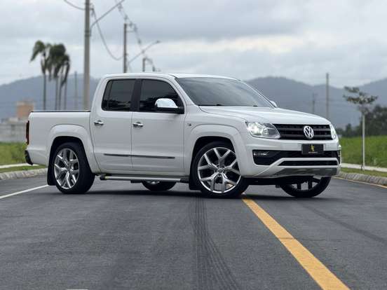 VOLKSWAGEN-AMAROK-2018