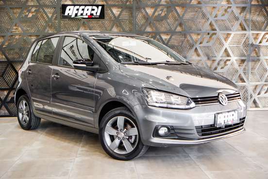 VOLKSWAGEN-FOX-2020