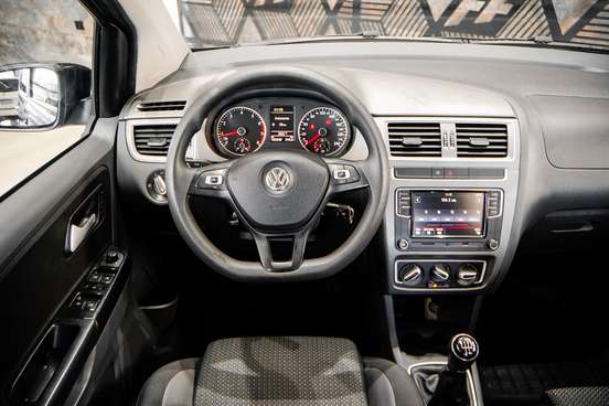 VOLKSWAGEN-FOX-1.6 MSI TOTAL FLEX CONNECT 4P MANUAL VOLKSWAGEN-FOX-2020