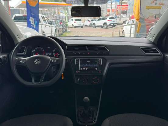 VOLKSWAGEN-GOL-2022