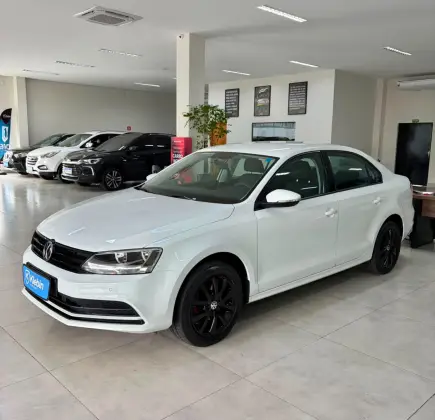 VOLKSWAGEN JETTA 2.0 TRENDLINE FLEX 4P TIPTRONIC VOLKSWAGEN JETTA 2.0 TRENDLINE FLEX 4P TIPTRONIC