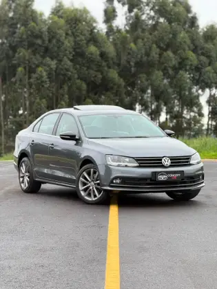 VOLKSWAGEN JETTA 2.0 TSI HIGHLINE 211CV GASOLINA 4P TIPTRONIC VOLKSWAGEN JETTA 2.0 TSI HIGHLINE 211CV GASOLINA 4P TIPTRONIC