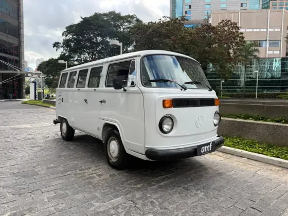 VOLKSWAGEN KOMBI 1.6 STD 8V GASOLINA 3P MANUAL VOLKSWAGEN KOMBI 1.6 STD 8V GASOLINA 3P MANUAL