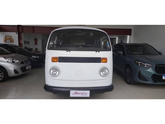 VOLKSWAGEN KOMBI 1.6 MI STD 8V GASOLINA 3P MANUAL