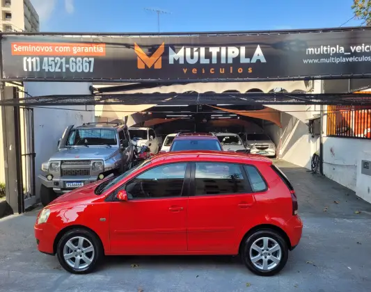 VOLKSWAGEN POLO 1.6 MI SPORTLINE 8V FLEX 4P MANUAL VOLKSWAGEN POLO 1.6 MI SPORTLINE 8V FLEX 4P MANUAL