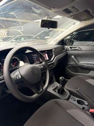 VOLKSWAGEN-POLO-2024