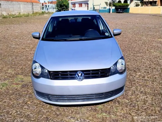 VOLKSWAGEN POLO SEDAN 1.6 MI 8V FLEX 4P MANUAL VOLKSWAGEN POLO SEDAN 1.6 MI 8V FLEX 4P MANUAL