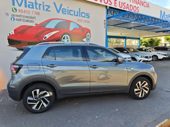 VOLKSWAGEN T-CROSS 1.4 250 TSI TOTAL FLEX HIGHLINE AUTOMÁTICO