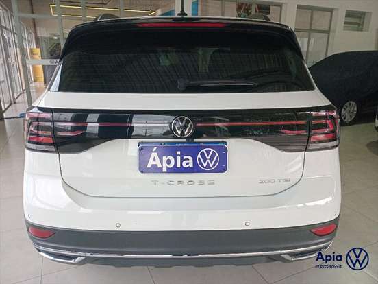 VOLKSWAGEN-T-CROSS-1.0 200 TSI TOTAL FLEX COMFORTLINE AUTOMÁTICO VOLKSWAGEN-T-CROSS-2023