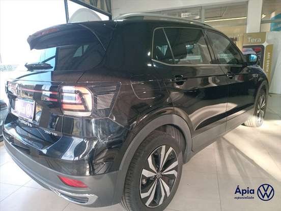 VOLKSWAGEN-T-CROSS-2024