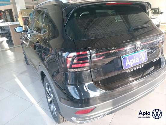 VOLKSWAGEN-T-CROSS-2024