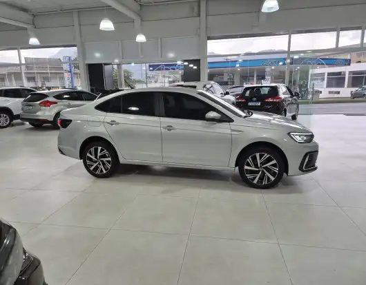 VOLKSWAGEN-VIRTUS-2023