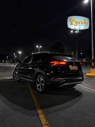 VOLKSWAGEN NIVUS 1.0 200 TSI TOTAL FLEX HIGHLINE AUTOMÁTICO