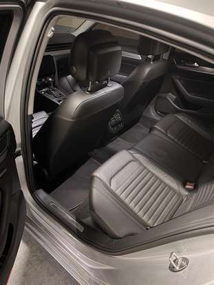 VOLKSWAGEN-PASSAT-2018