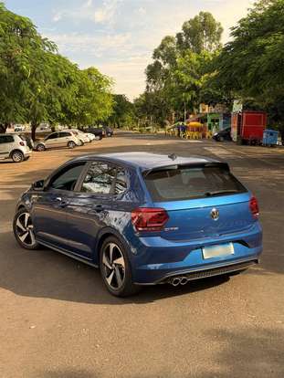 VOLKSWAGEN-POLO-2020