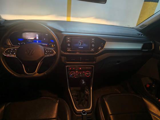 VOLKSWAGEN T-CROSS 1.0 200 TSI TOTAL FLEX AUTOMÁTICO