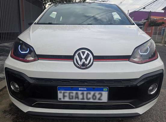 VOLKSWAGEN-UP-2018