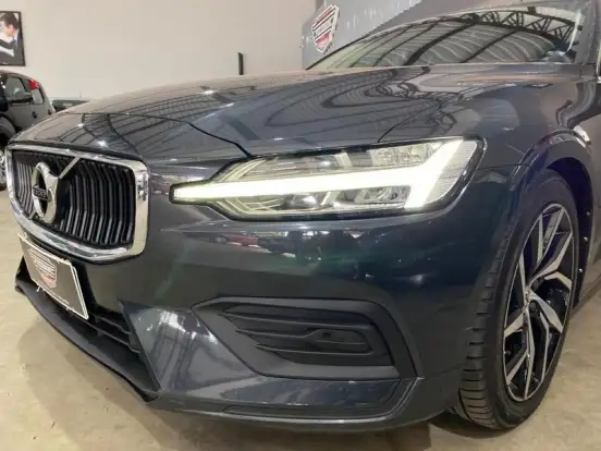VOLVO-S60-2.0 T4 MOMENTUM GASOLINA 4P AUTOMÁTICO VOLVO-S60-2019