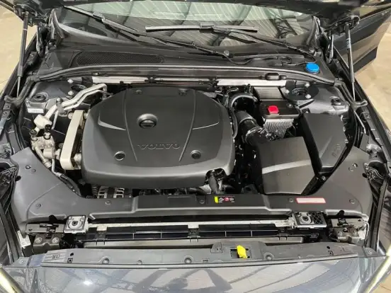 VOLVO-S60-2019